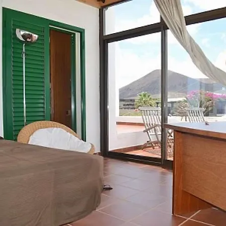 Sleeps 4 Wifi Guatiza